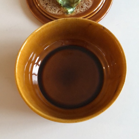 VTG Art Pottery Red Apple Caramel Ceramic Casserole Dish & Lid Made in U.S.A. - Picture 4 of 8